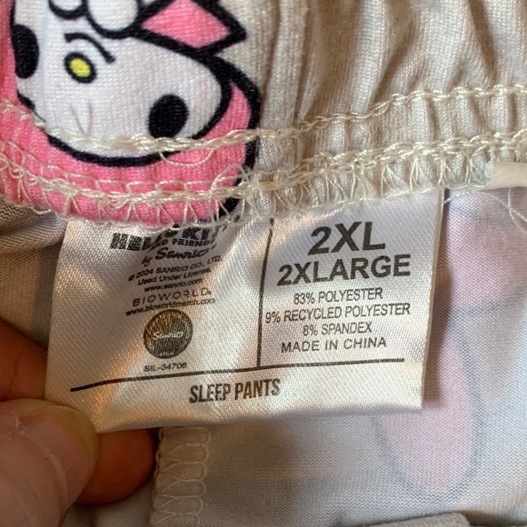 Bioworld Soft and Cozy Cartoon Print Men's Pajama Pants Hello kitty and friends - Picture 2 of 3